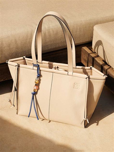 Loewe website